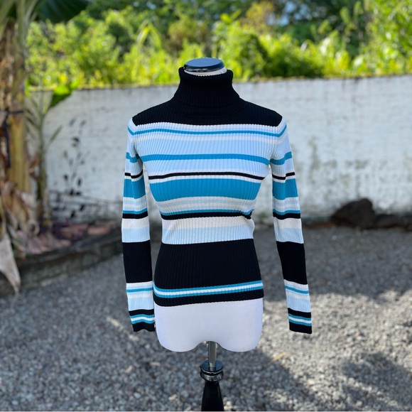 Vintage Sweaters - Vintage Y2K Striped Turtleneck